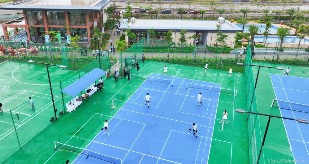 Sân Tennis Và Pickleball Thuộc Trung Tâm Tdtt đa Năng